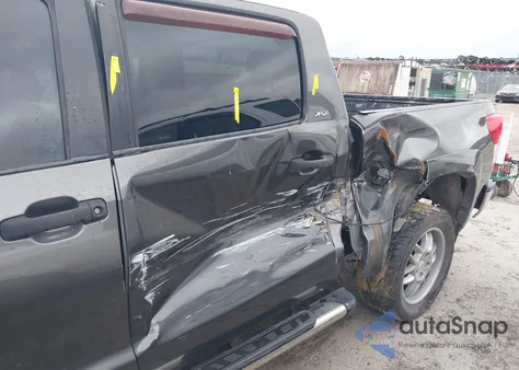 2011 Toyota Tundra Grade 5.7L V8 из США, поврежденный, VIN 5TFEY5F13BX099256